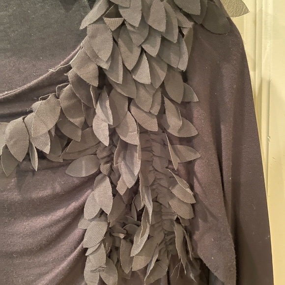 Anne Klein Black Top with detail sheer on shoulder - Picture 7 of 9